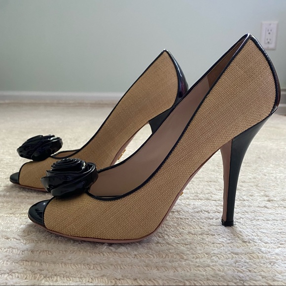 Prada peep toe raffia pumps - Picture 16 of 16